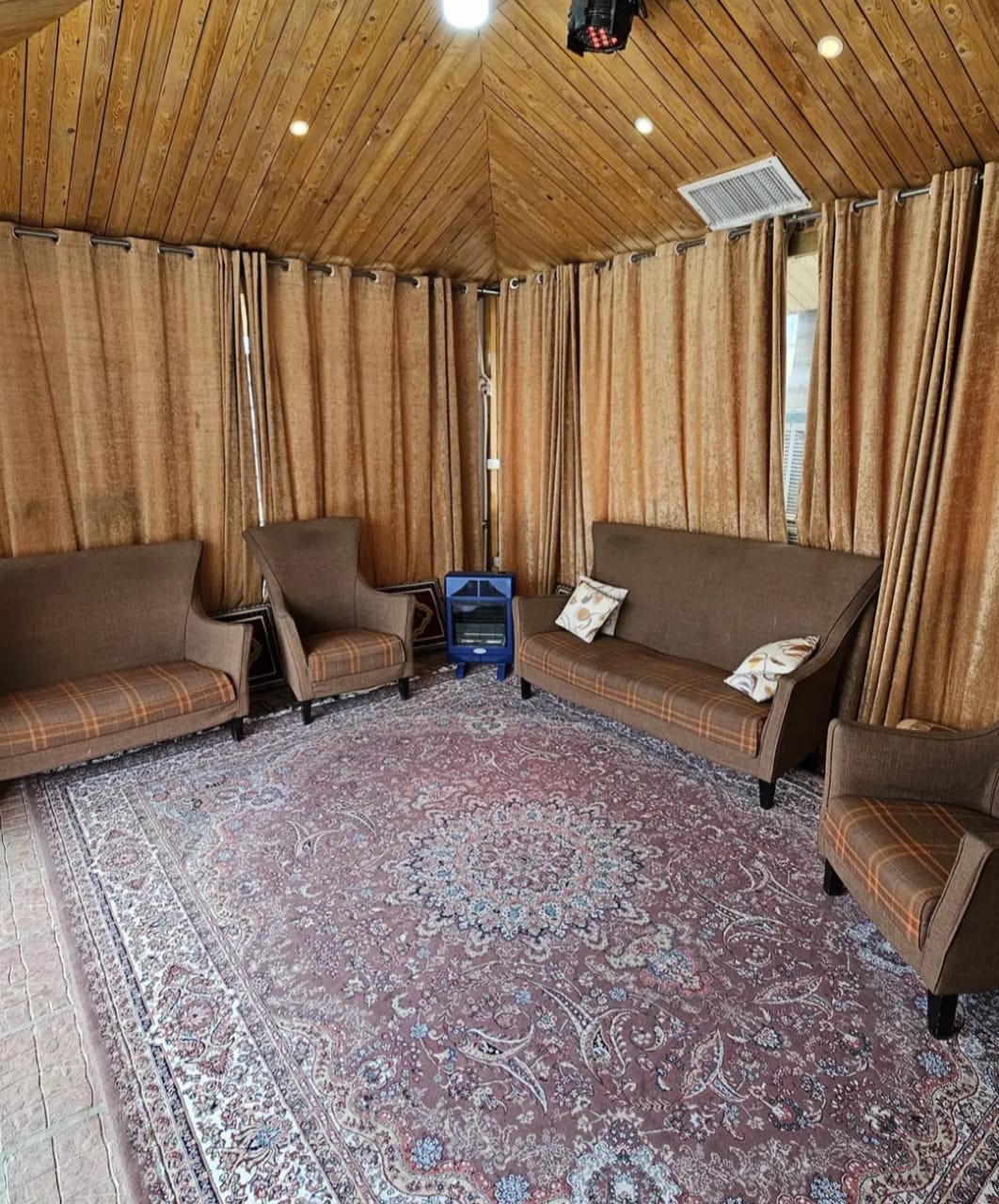 باغ کیارش دهقان